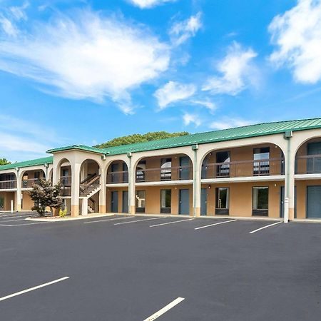 クオリティ イン Russellville エクステリア 写真
